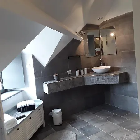 Au Moulin De Valérie 4*