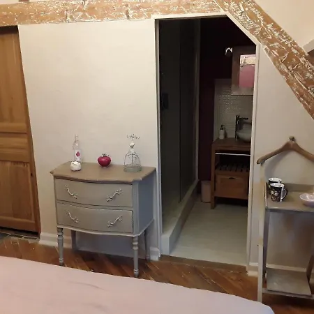 Au Moulin De Valerie 4*