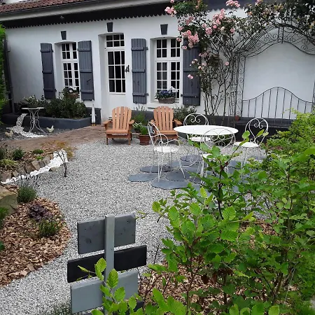 Au Moulin De Valerie Frencq