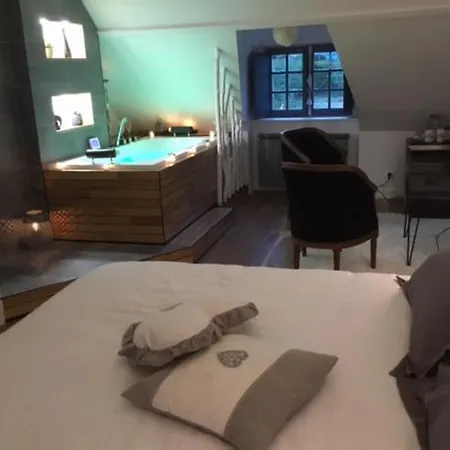 Au Moulin De Valérie 4*